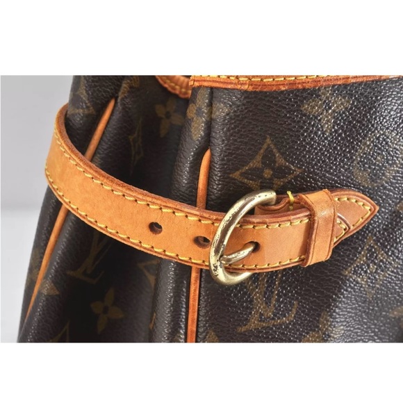 Authentic Louis Vuitton
Monogram Batignolles
Horizontal Tote Bag - Picture 11 of 16